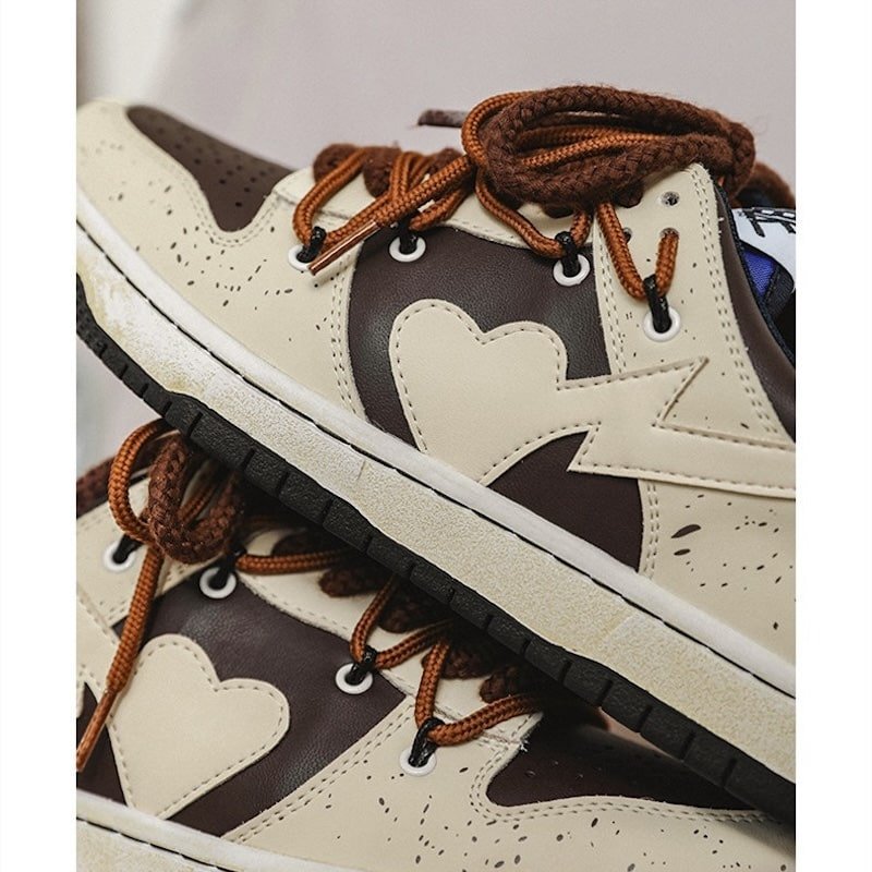 Baskets basses, chaussures marron foncé en cuir pour sport hommes femmes. Skate, Tennis et autres sports - chaussures homme - Marron - 36 - Accessoires de sport - Chaussures