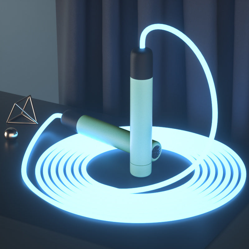 Jeux incontournables de la cour de récré, les élastiques et la corde à sauter aident au développement de la motricité